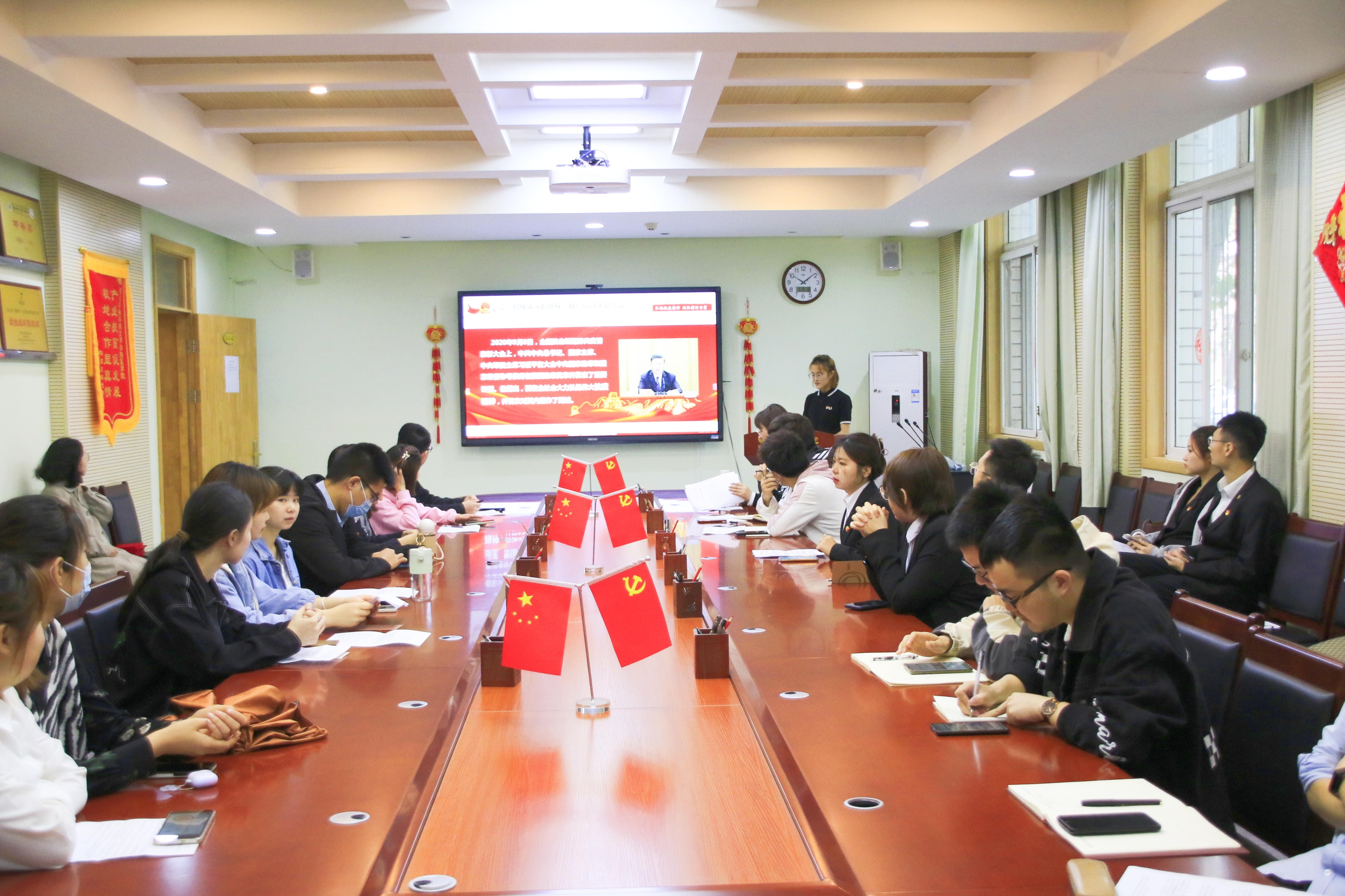 525361b614f844b8b5ead09af60298a2.jpg 525361b614f844b8b5ead09af60298a2.jpg