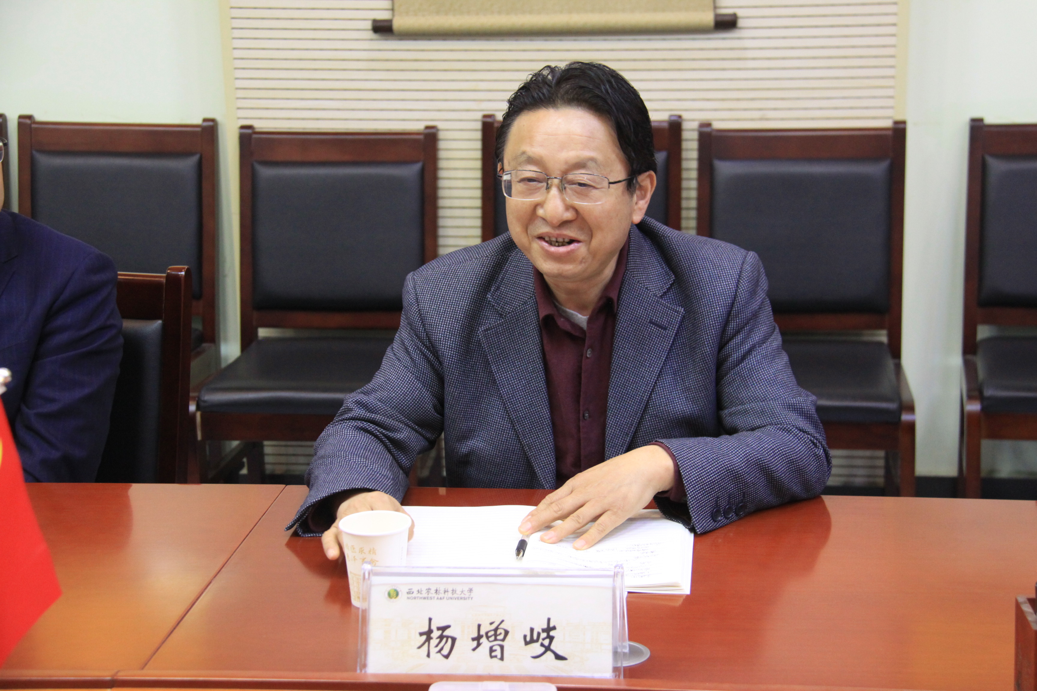 638b4d05de914a1ead8611a9ca05d074.jpg 638b4d05de914a1ead8611a9ca05d074.jpg